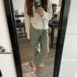 Abercrombie Size 2 Green Cargo Pants